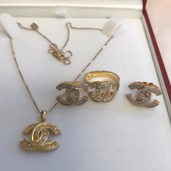 SOLD Chanel set - Picture 4 of 8